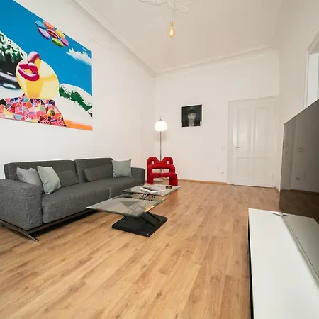 White 60 Qm - Zentral - Balkon - Messe Apartment *