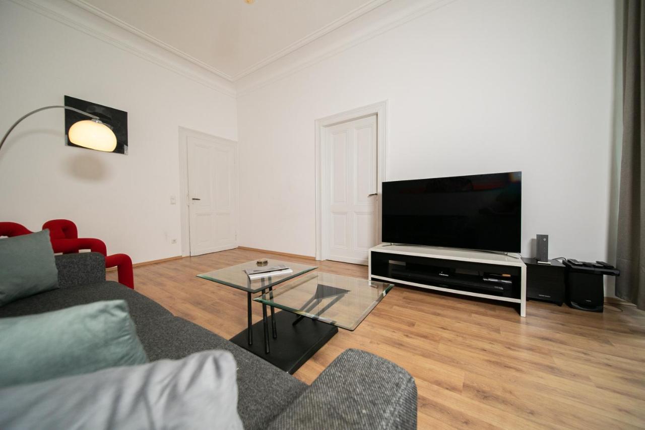 White 60 Qm - Zentral - Balkon - Messe Dusseldorf